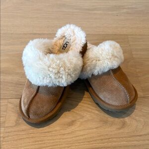 Girls UGG Shearling Lined Tan Slippers